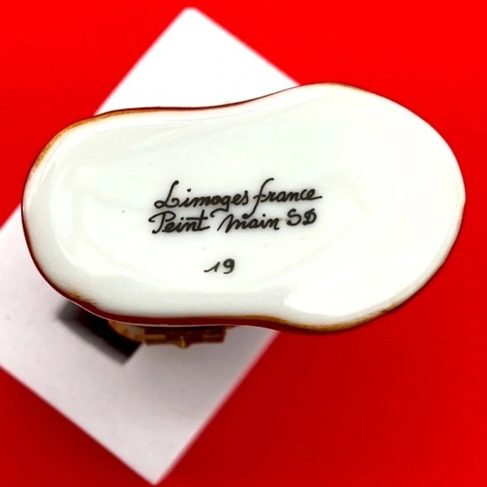 Limoges Kittens in Stocking/Boot Porcelain Trinket Box